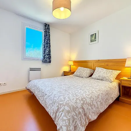 Holiday home Les Deux Terrasses, 6 Pers Piscine Et Farniente Calvisson