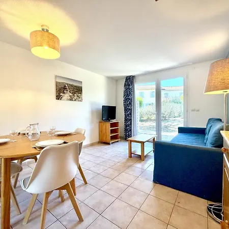 Holiday home Les Deux Terrasses, 6 Pers Piscine Et Farniente Calvisson