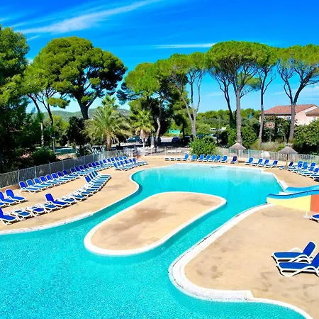 Les Deux Terrasses, 6 Pers Piscine Et Farniente Holiday home *